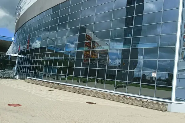 Универсальный культурно-развлекательный комплекс «Арена 2000. Локомотив» - Г. Ярославль, Ул. Гагарина, 15.Jpeg 2