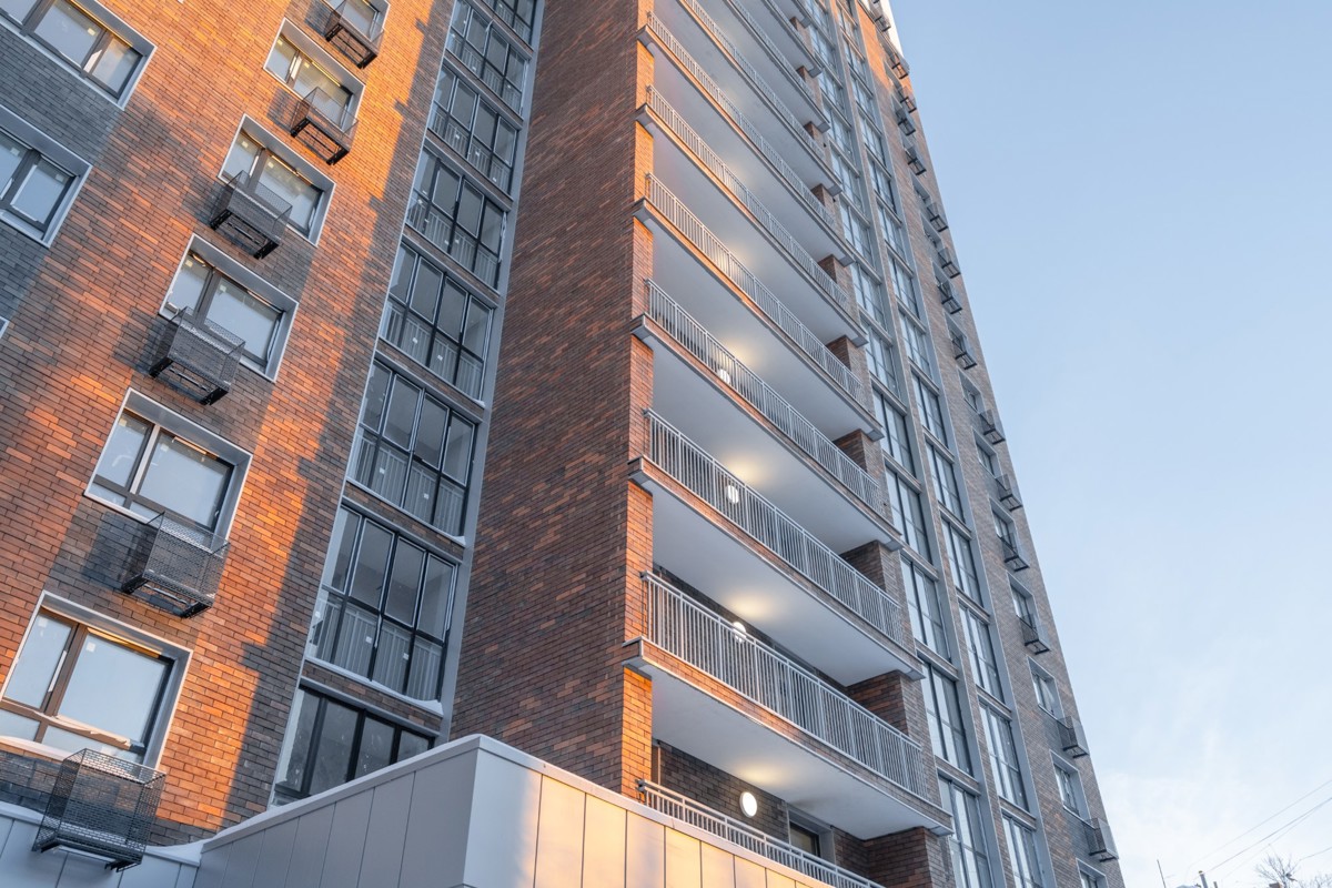 Жилой дом (реновация) - Г. Москва, Район Перово, Ул. Плющева, Д. 15, Корп. 3.Jpg 1