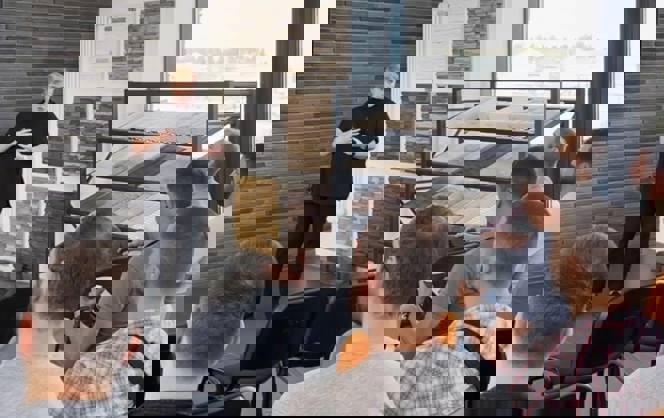 Встретились с партнерами на производстве White Hills!