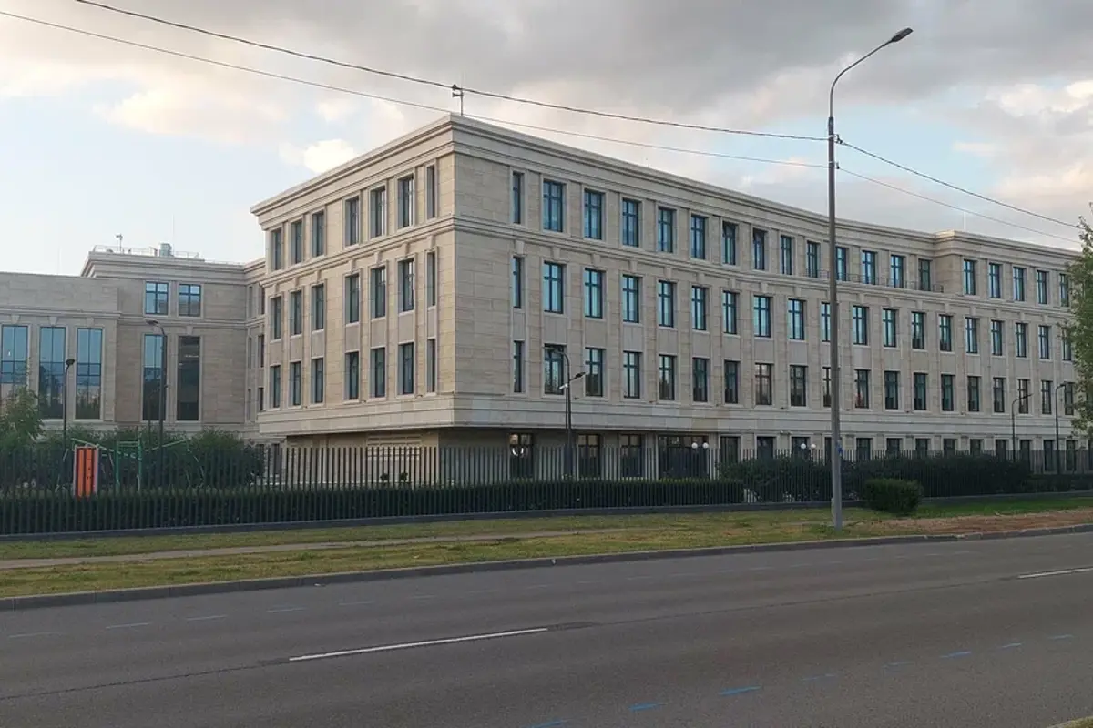 СОШ «Газпром» - Г. Санкт Петербург, Крестовский Просп., 9.Jpeg 2