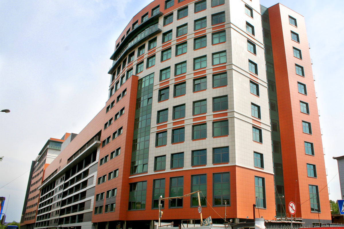 Административное здание - Серп И Молот